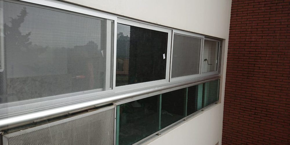 Ventajas del Aluminio sobre la Madera para Aberturas