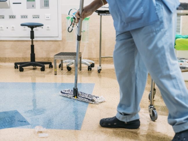 Servicio de Limpieza profesional en clínicas y sanatorios