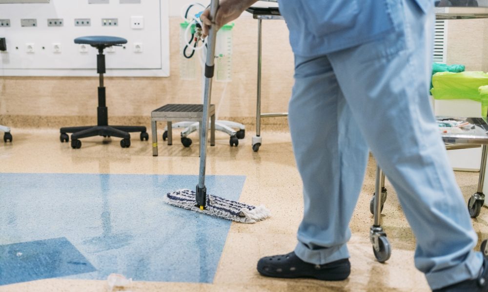 Servicio de Limpieza profesional en clínicas y sanatorios